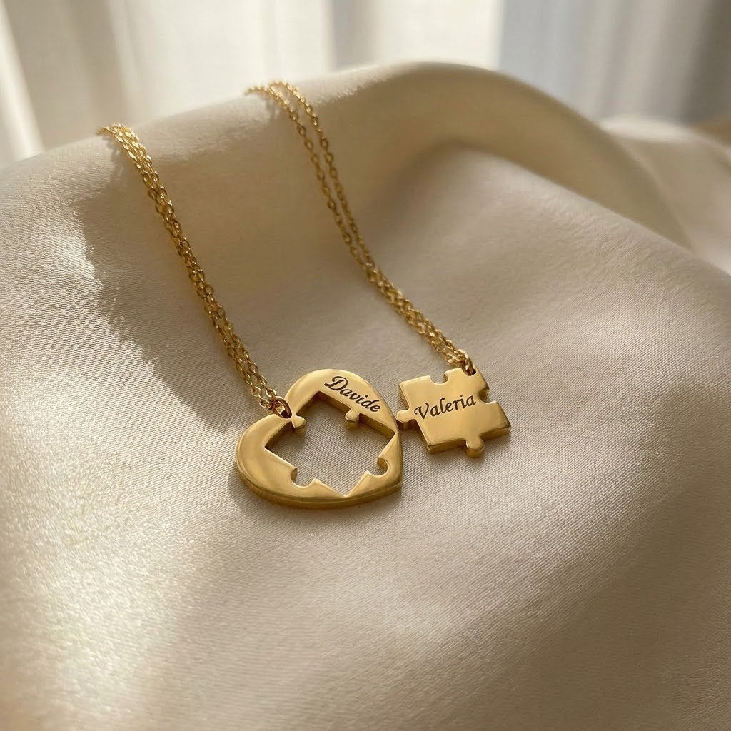 Collane Coppia Puzzle Personalizzate – Cuore Incompleto che Si Completa con il Tuo Nome ✨