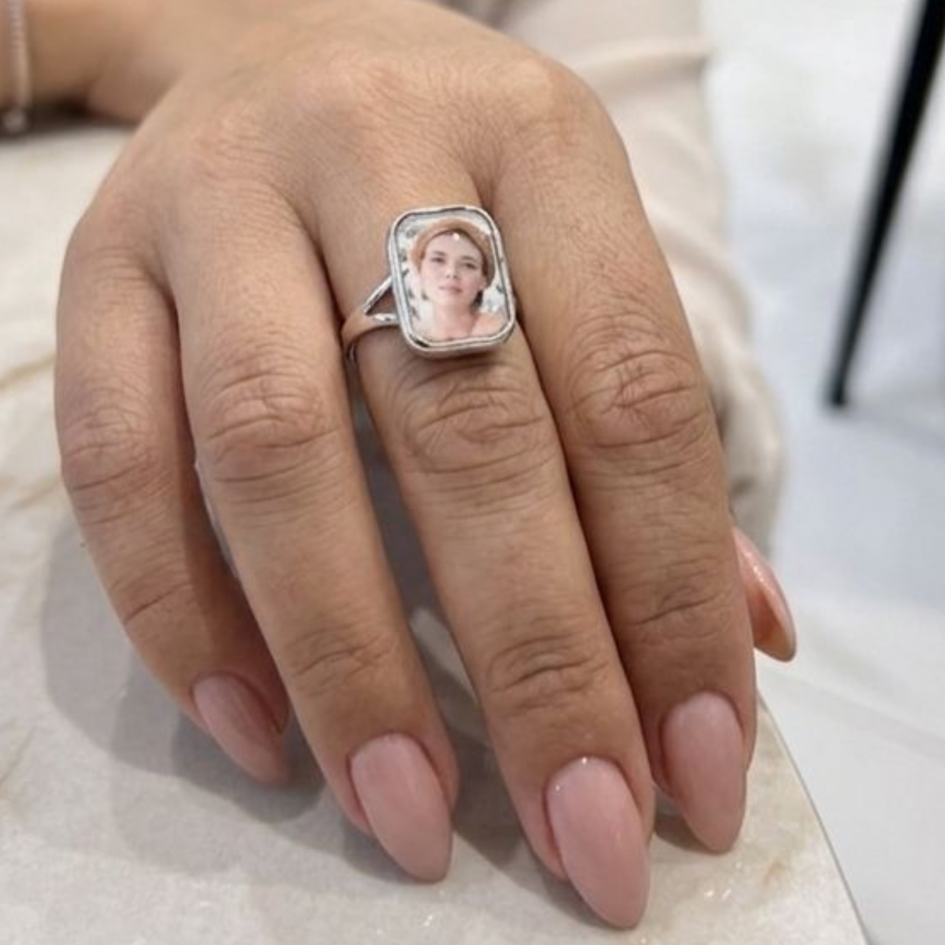 Anello Aura
