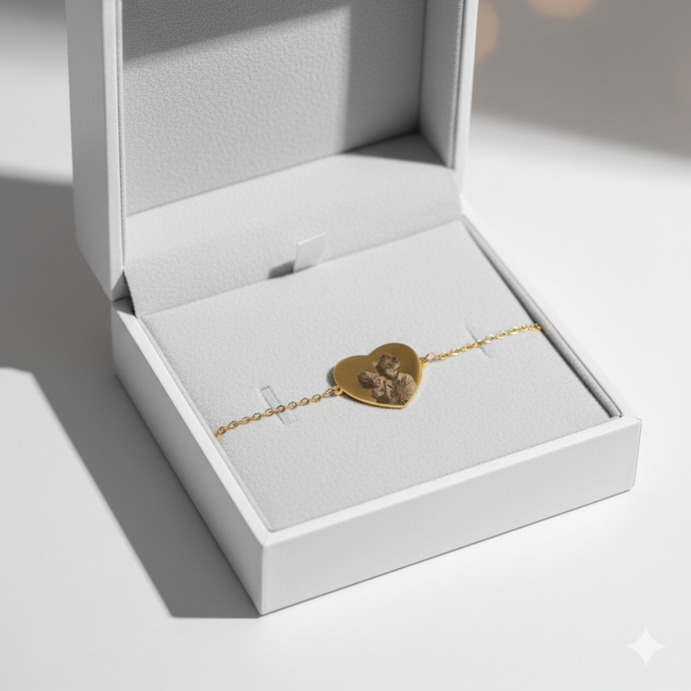 🌙 Eterno Riflesso – Bracciale con Foto Incisa Personalizzata